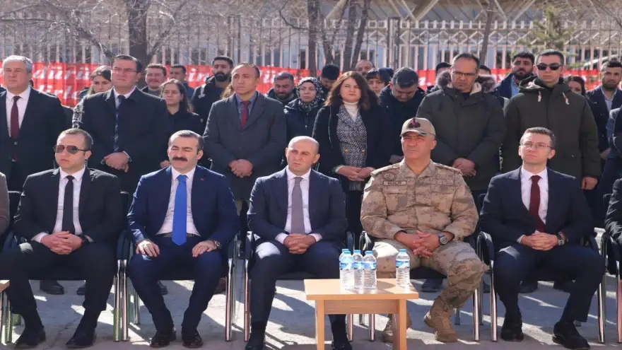 DOĞUBAYAZIT'TA ŞEHİT GÜMRÜK PERSONELLERİ ANISINA ANMA PROGRAMI DÜZENLENDİ