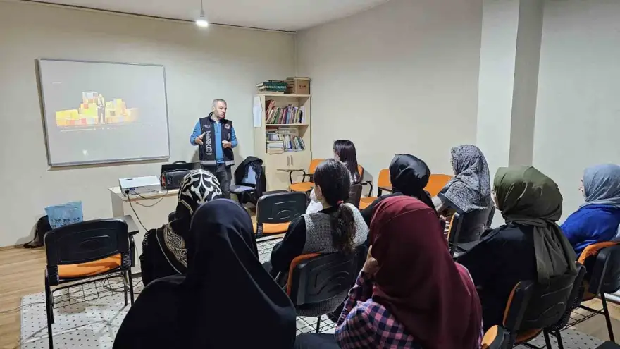 Ağrı’da siber suçlarla mücadele ve narkotik bilinçlendirme etkinlikleri gerçekleştirildi