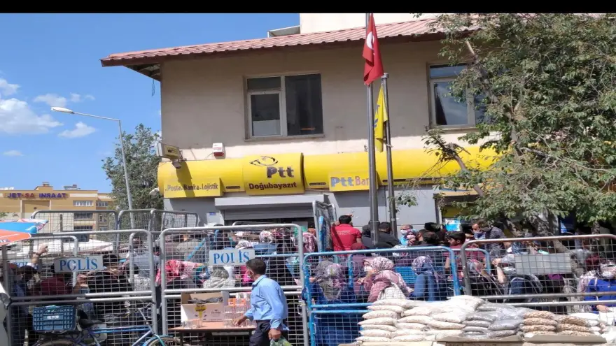 Doğubayazıt’ta PTT Krizi, Tek Şube 85 Köyün Yükünü Kaldıramıyor!