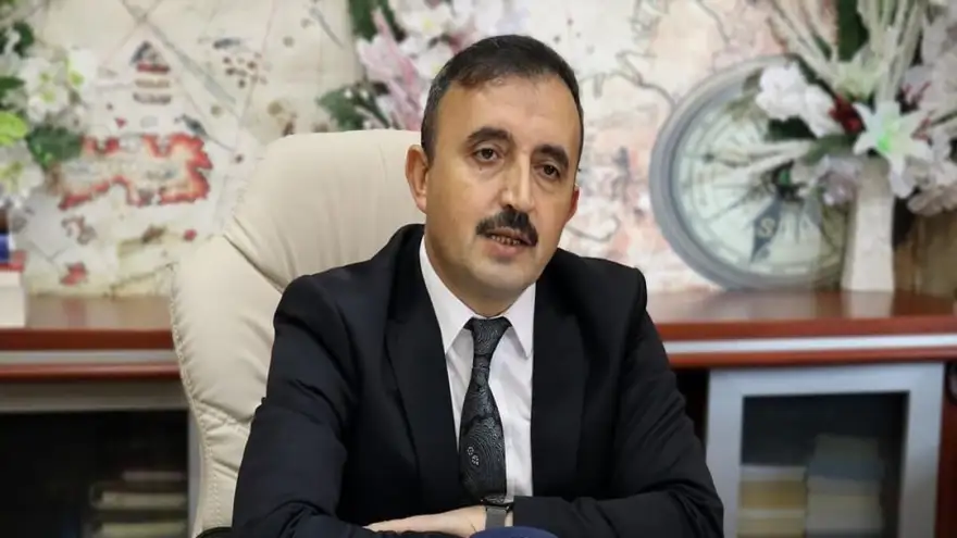 Ağrı'da Rektörlükte Kritik Atamalar ve Yerel Yönetimde Eğitimci Eksikliği