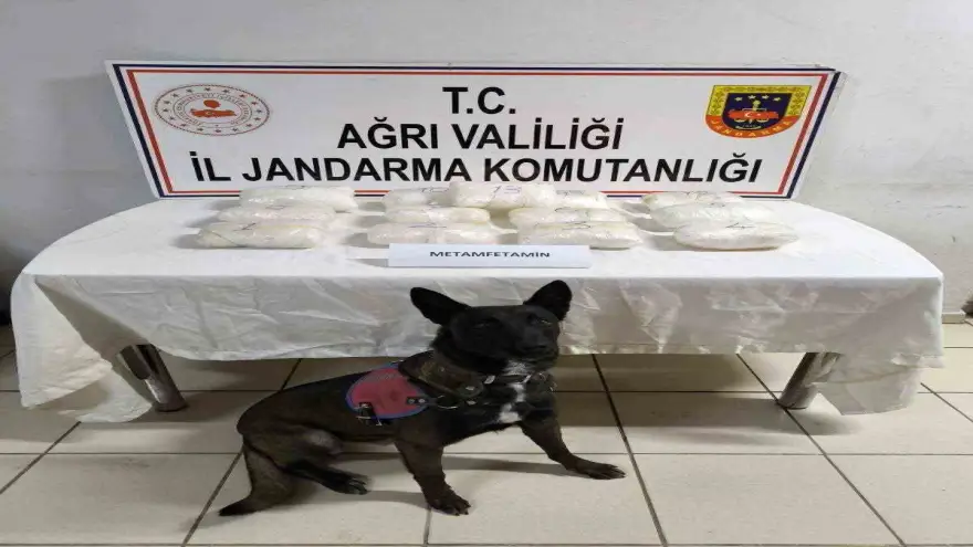 Doğubayazıt’ta tırın dorsesinde 16 kilo 200 gram metamfetamin ele geçirildi