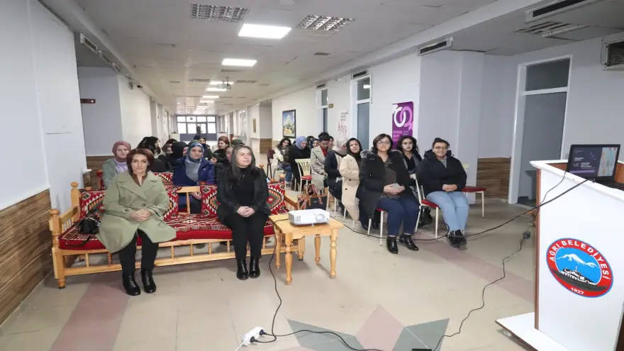 AĞRI BELEDİYESİ’NDE KADIN PERSONELE TOPLUMSAL CİNSİYET EŞİTLİĞİ EĞİTİMİ VERİLDİ