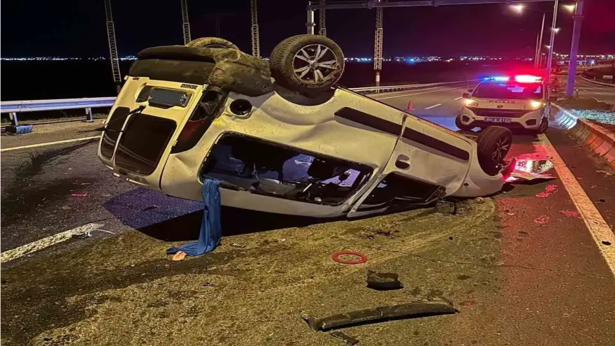 Ağrı’da Trafik Kazası: Kamyonet devrildi, 2 yaralı