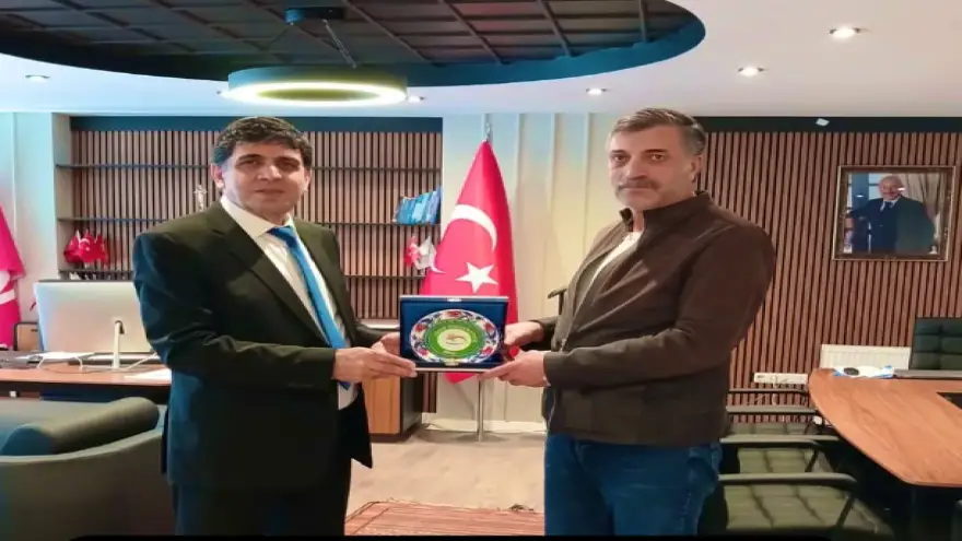 Iğdır Üniversitesi Rektörü'nden Doğubayazıt Ticaret ve Sanayi Odası'na Ziyaret