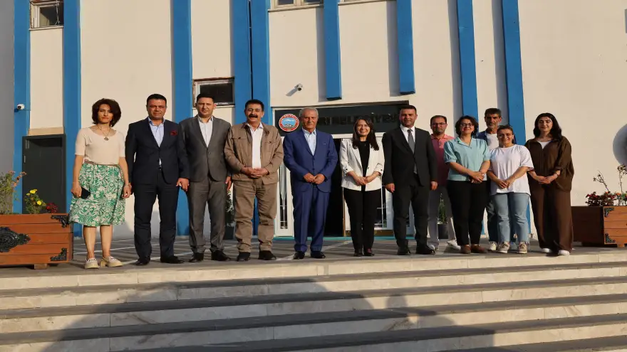 IC Holding Yönetim Kurulu Başkanı İbrahim Çeçen, Ağrı Belediyesini Ziyaret Etti