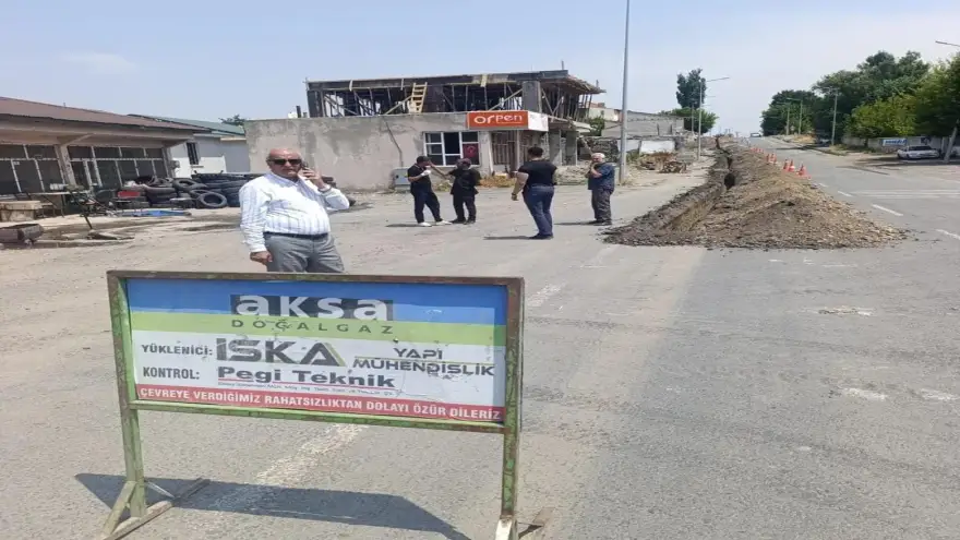 Hamur’da doğalgaz çalışmaları sürüyor