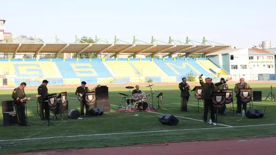 Ağrı’da 30 Ağustos etkinliklerine bando konseri renk kattı
