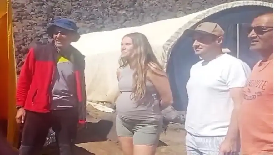 Hamile turist dağcı Ağrı Dağı’na tırmanışa geçti