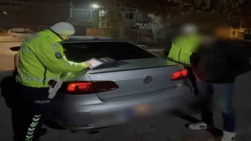 Öğrenci yurdu önünde drift atan sürücü yakalandı