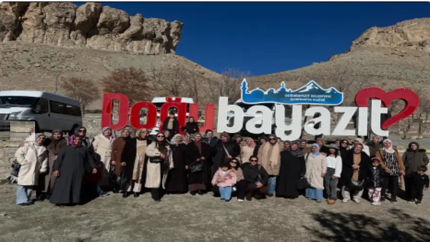 Doğubayazıt Tarihi ve Kültür Gezisiyle Kursiyerlere Unutulmaz Bir Gün Yaşatıldı