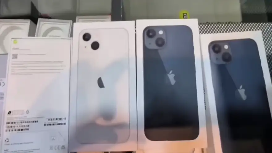 Ağrı’da kaçakçılık operasyonunda milyonluk telefon ve sigara ele geçirildi