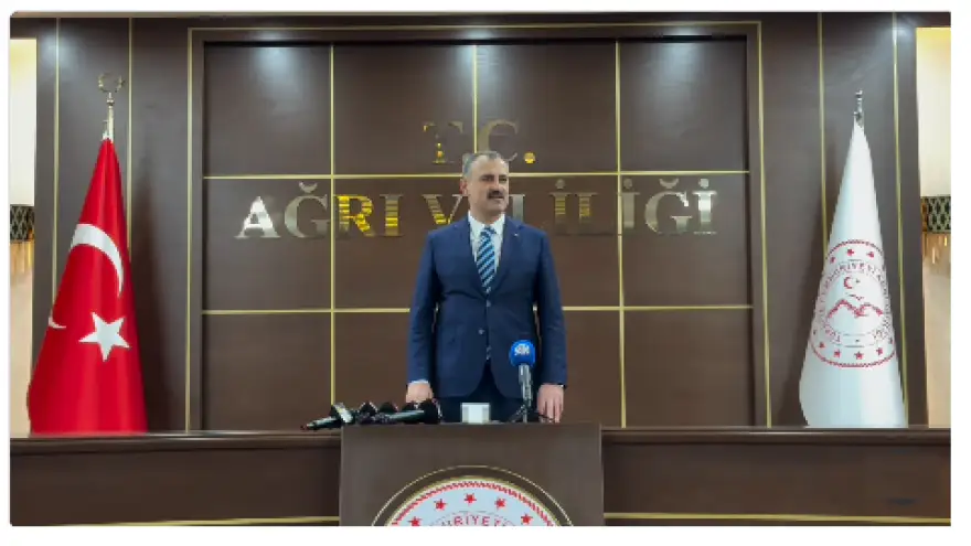 Ağrı Valisi Önder Bozkurt Görevine Başladı; "Kapımız da Gönlümüz de Vatandaşa Açık"