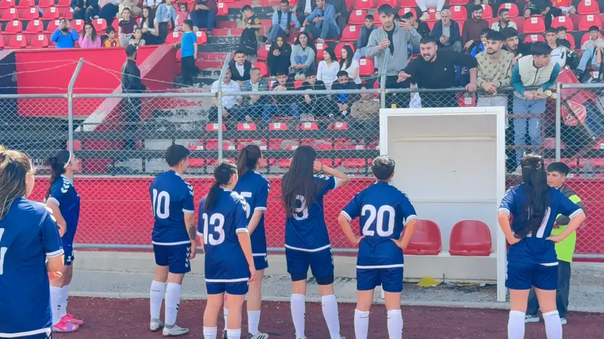 Bayazıtspor Kadın Futbol Takımı Liderlik Koltuğunda!