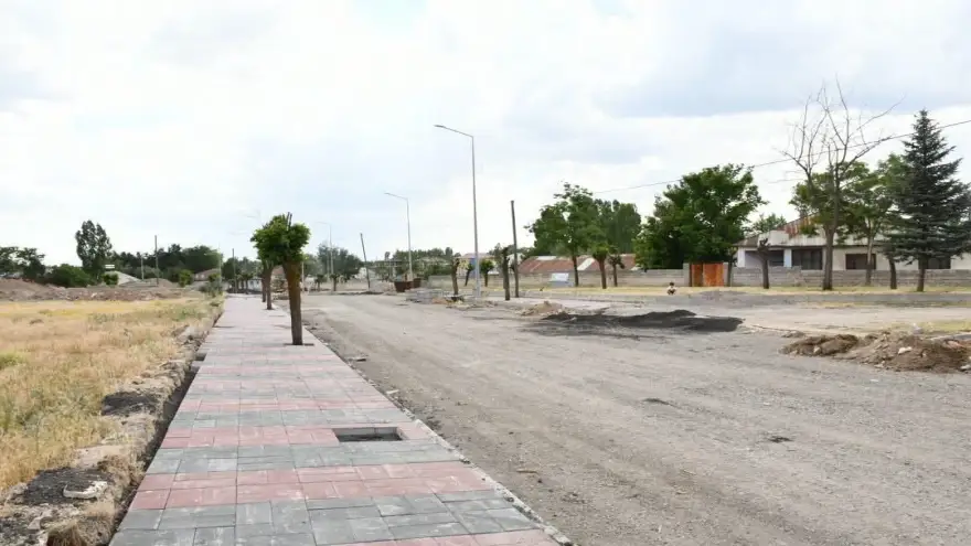 Patnos Belediye Başkanı Abdulhalik Taşkın, çalışmaları yerinde inceledi