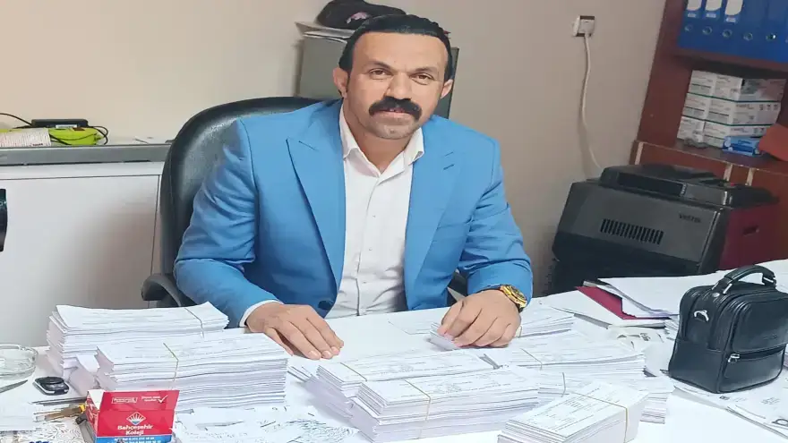 DOĞUBAYAZIT FK İÇİN TARİHİ ÇAĞRI: MUHTAR AYHAN SAĞDIÇ KAPANMA TEHLİKESİNE KARŞI BAŞKANLIĞA ADAY OLDU
