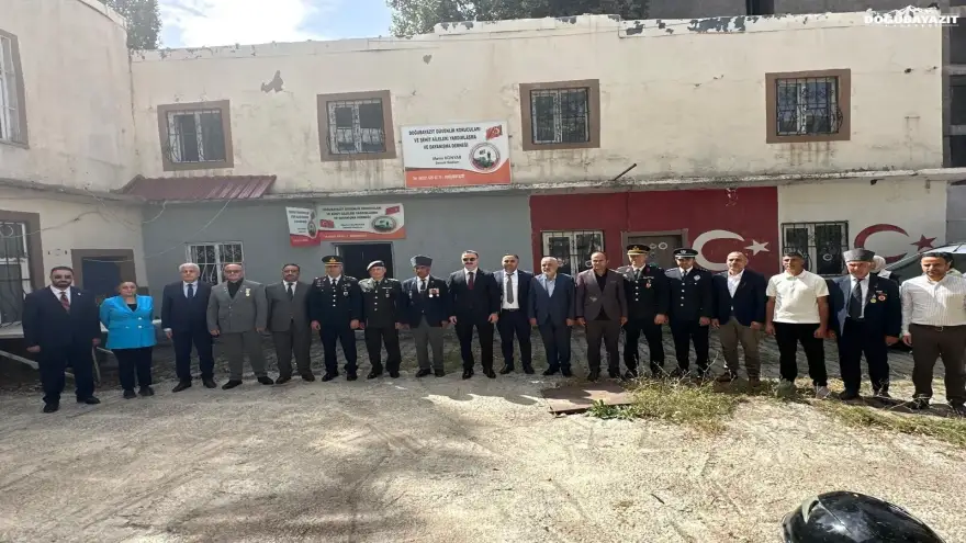 DOĞUBAYAZIT PROTOKOLÜNDEN GAZİLER VE ŞEHİT AİLELERİNE ANLAMLI ZİYARET