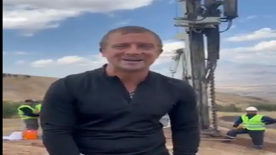 DÜNYACA ÜNLÜ SUNUCU BEAR GRYLLS DOĞUBAYAZIT'TA
