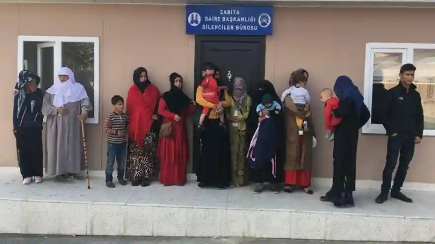 Dilenci Timi Görev Başında
