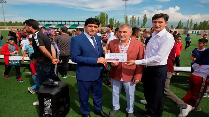 SOSYAL SORUMLULUK PROJESİNE REKTÖR ALMA'DAN DESTEK