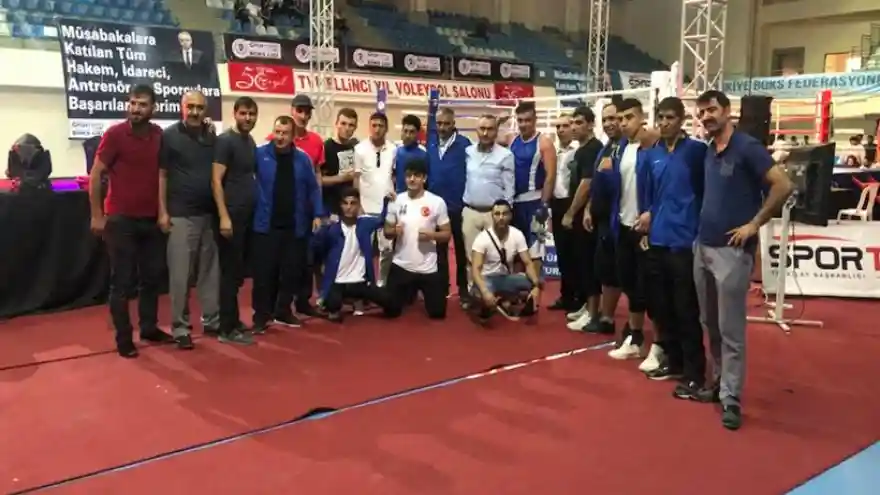 Erzurum Boksta Türkiye Üçüncüsü
