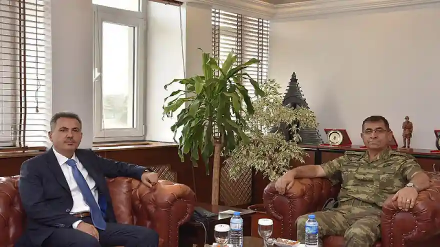 Vali Elban, Tuğgeneral Faruk Metin'i Ziyaret Etti.
