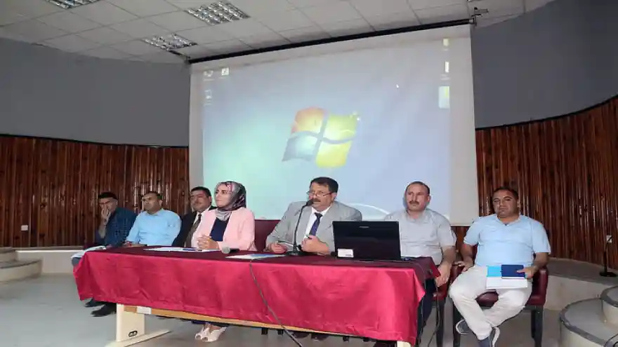 AĞRI'DA YENİ EĞİTİM ÖĞRETİM YILI HAZIRLIK TOPLANTISI