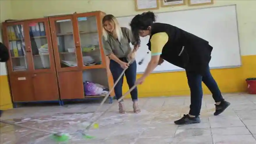 FEDAKAR ÖĞRETMENLER OKULU PIRIL PIRIL YAPTI
