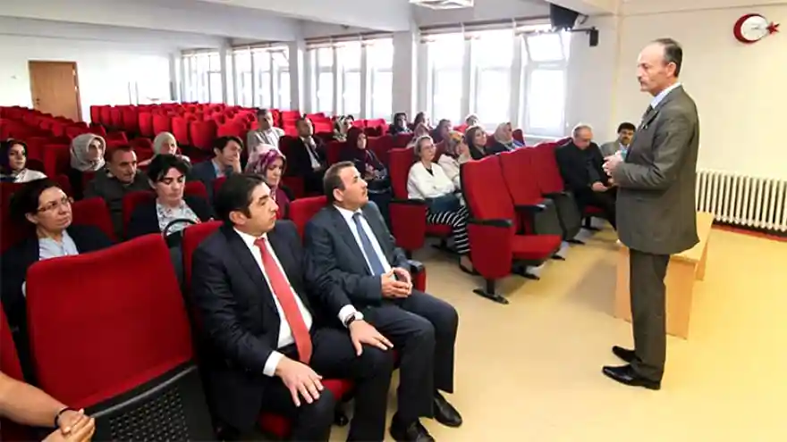 Eğitimde Talepleri Dinlediler
