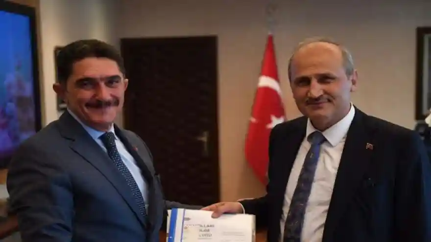 Ulaştırma ve Altyapı Bakanı Mehmet Cahit Turhan Ağrı'ya Geliyor
