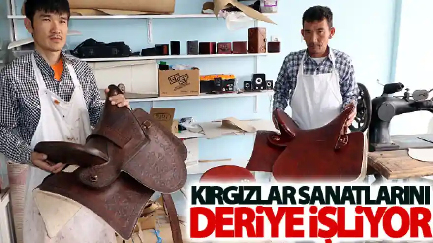 Kırgızlar sanatlarını deriye işliyor
