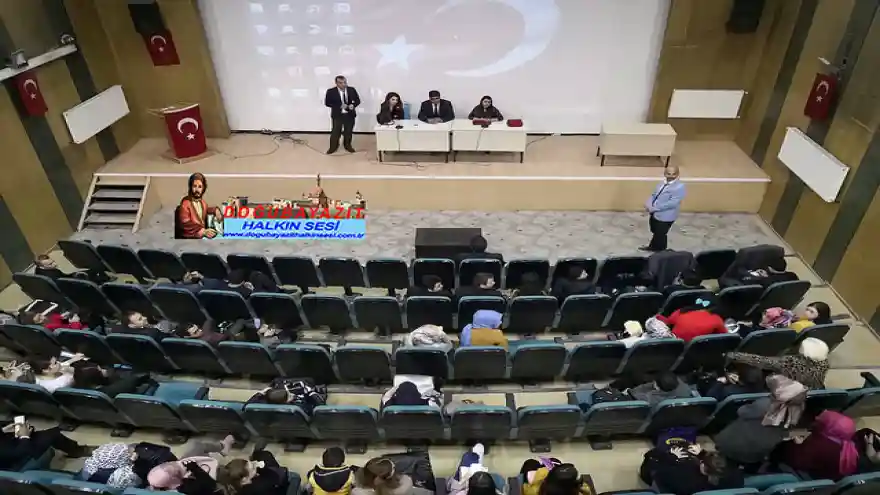 İLÇE MİLLİ EĞİTİM MÜDÜRLÜĞÜNDE EĞİTİM SEMİNERİ