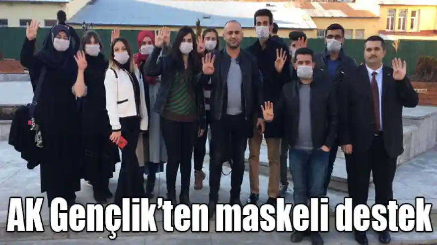 AK Gençlik'ten maskeli destek
