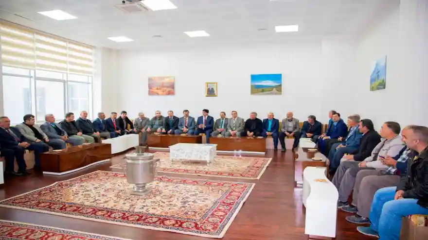 Rektör Alma Muhtarlarla Bir Araya Geldi