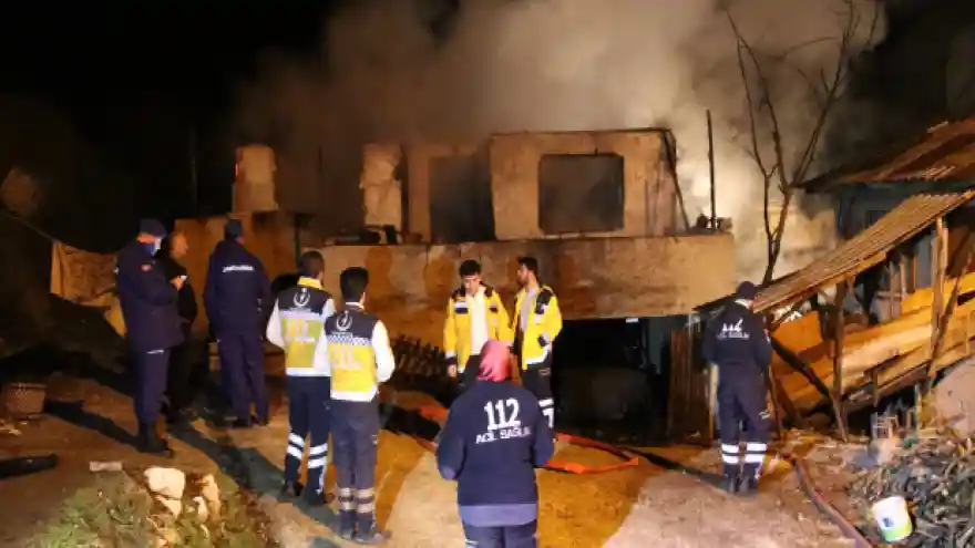 Düzce'de yangın; 3 çocuk hayatını kaybetti
