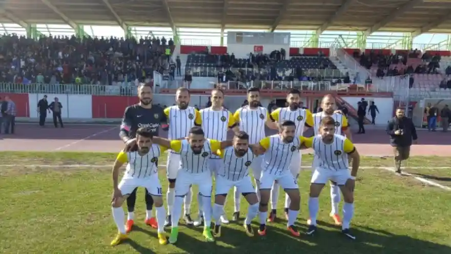 AĞRI 1970 SPOR 1 DEVREYİ LİDER TAMAMLADI