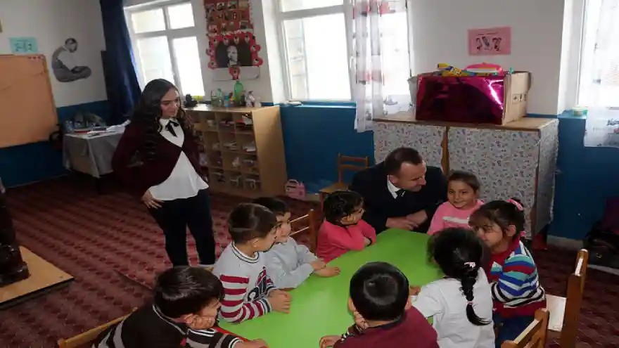 AĞRI MİLLİ EĞİTİM MÜDÜRÜ TEKİN'İN OKUL ZİYARETLERİ