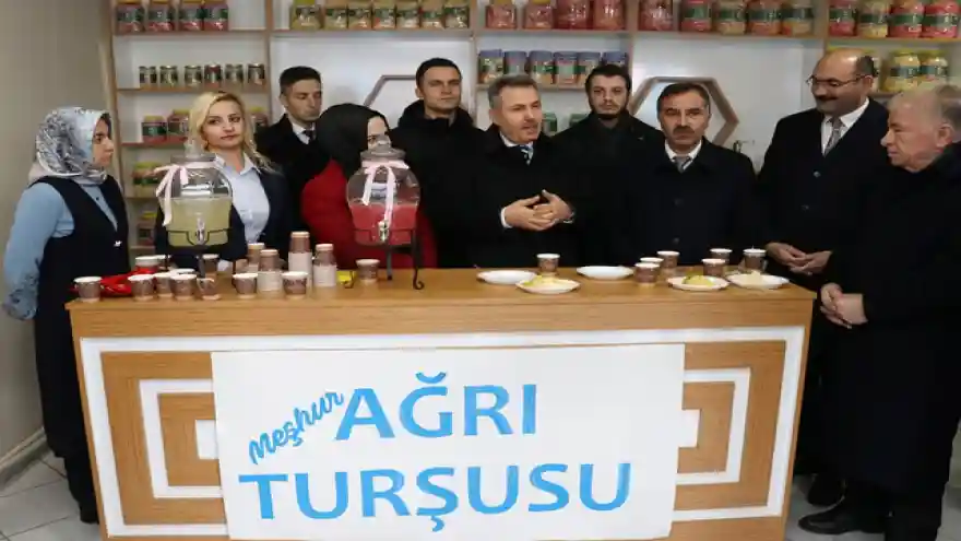 Organik Ağrı turşusu raflardaki yerini aldı
