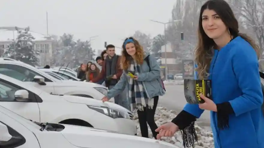 Önce Kaputa Vur, Sonra Kontak Çevir
