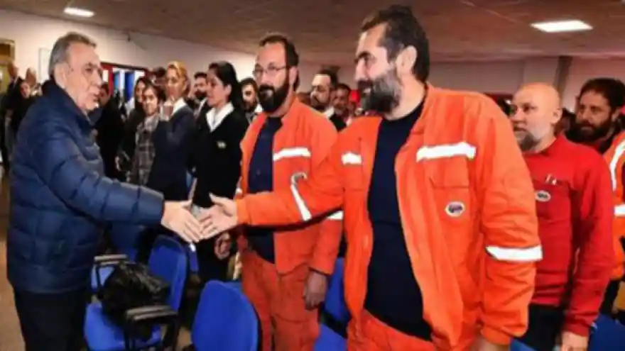 İzmir Metro A.Ş.'de anlaşma sağlandı; işçilere yüzde 25 zam
