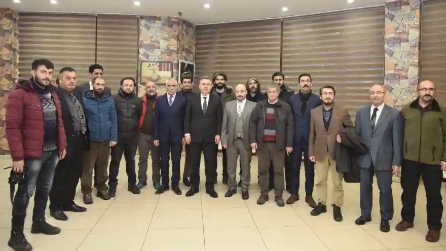 ELBAN GAZETECİLER İLE BİR ARAYA GELDİ