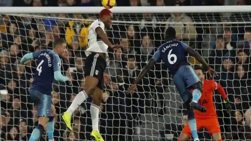 Ryan Babel, Fulham'daki ilk maçında İngiliz basınından övgü aldı
