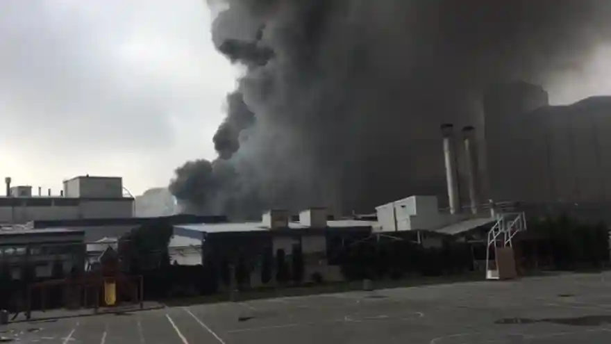 İstanbul'da bira fabrikasında yangın

