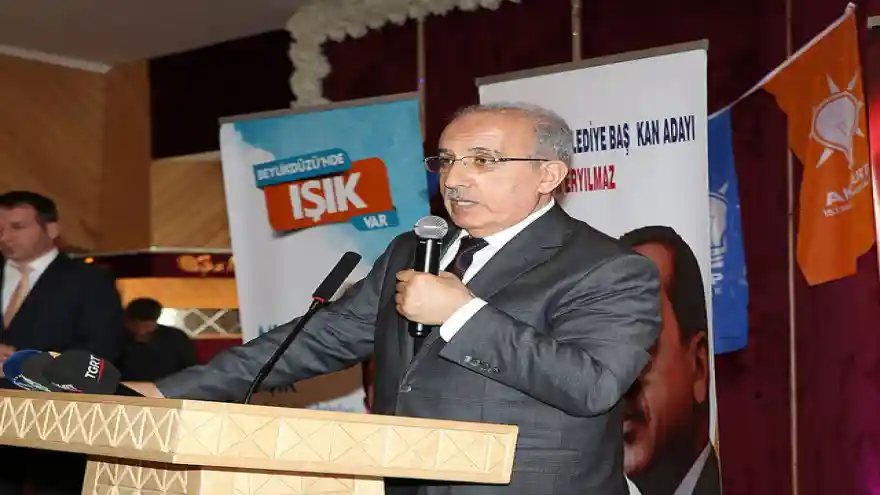 ERTUĞRUL ERYILMAZ DOĞUBAYAZIT'LI HEMŞERİLERİ İLE İSTANBUL'DA KAHVALTIDA BİR ARAYA GELDİ