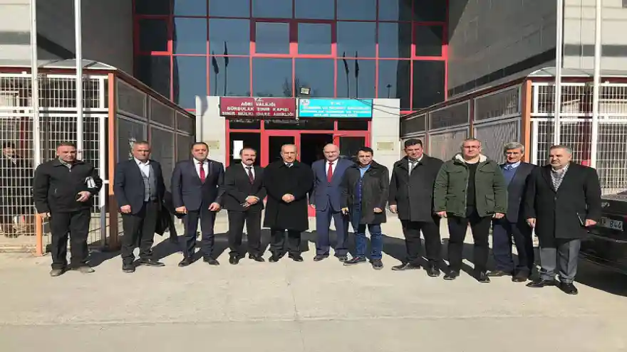 KİMSESİZLERİN KİMSESİ OLMAYA GELDİK