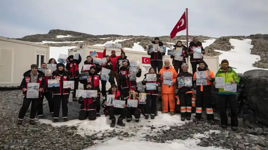 Antarktika'da Türk Bilimsel Araştırma Kampı kuruldu
