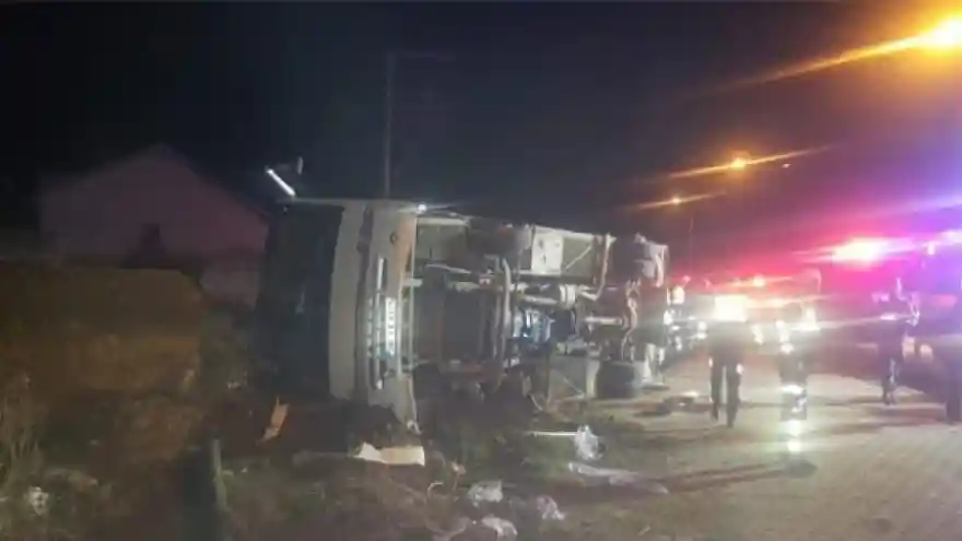 Ankaragücü taraftarını taşıyan otobüs kaza yaptı; 2 ölü, 24 yaralı
