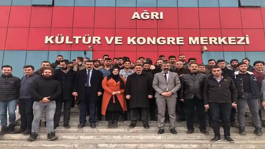Çelebi ve Birgül; Gençlerle Buluştu