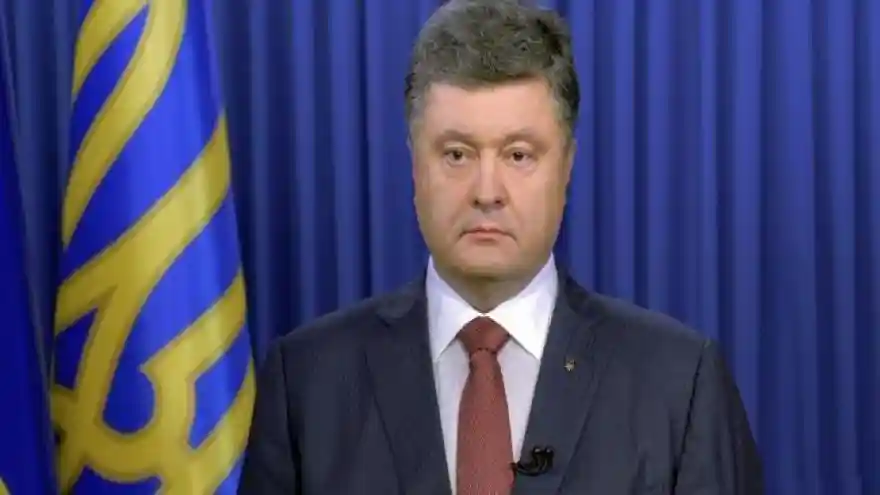 Ukrayna Devlet Başkanı Petro Poroşenko'dan Rusya'ya yaptırım kararı