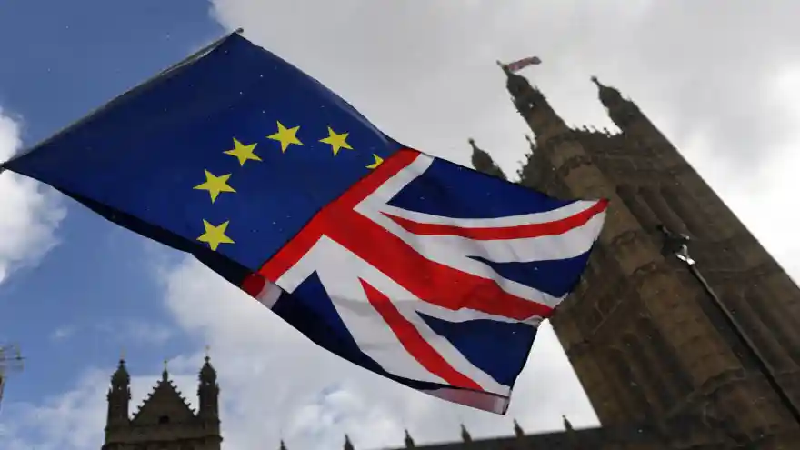AB ile İngiltere Başbakanı May yeni Brexit tarihlerinde uzlaştı