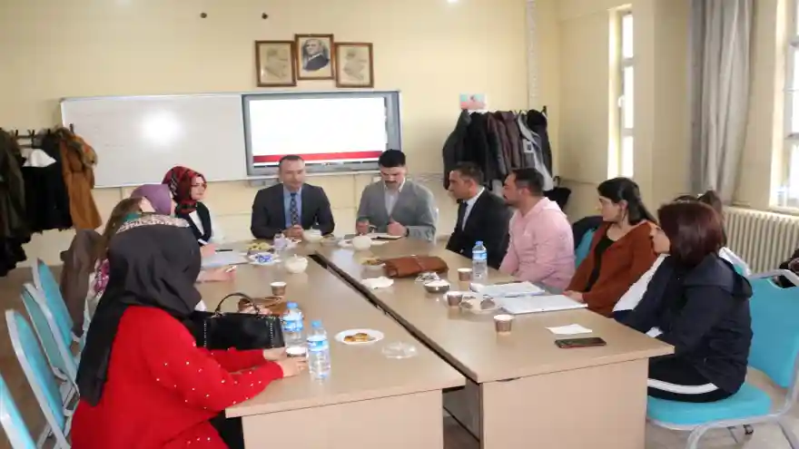 AĞRI'DA ÇÖZÜM SENİN ELİNDE PROJESİ